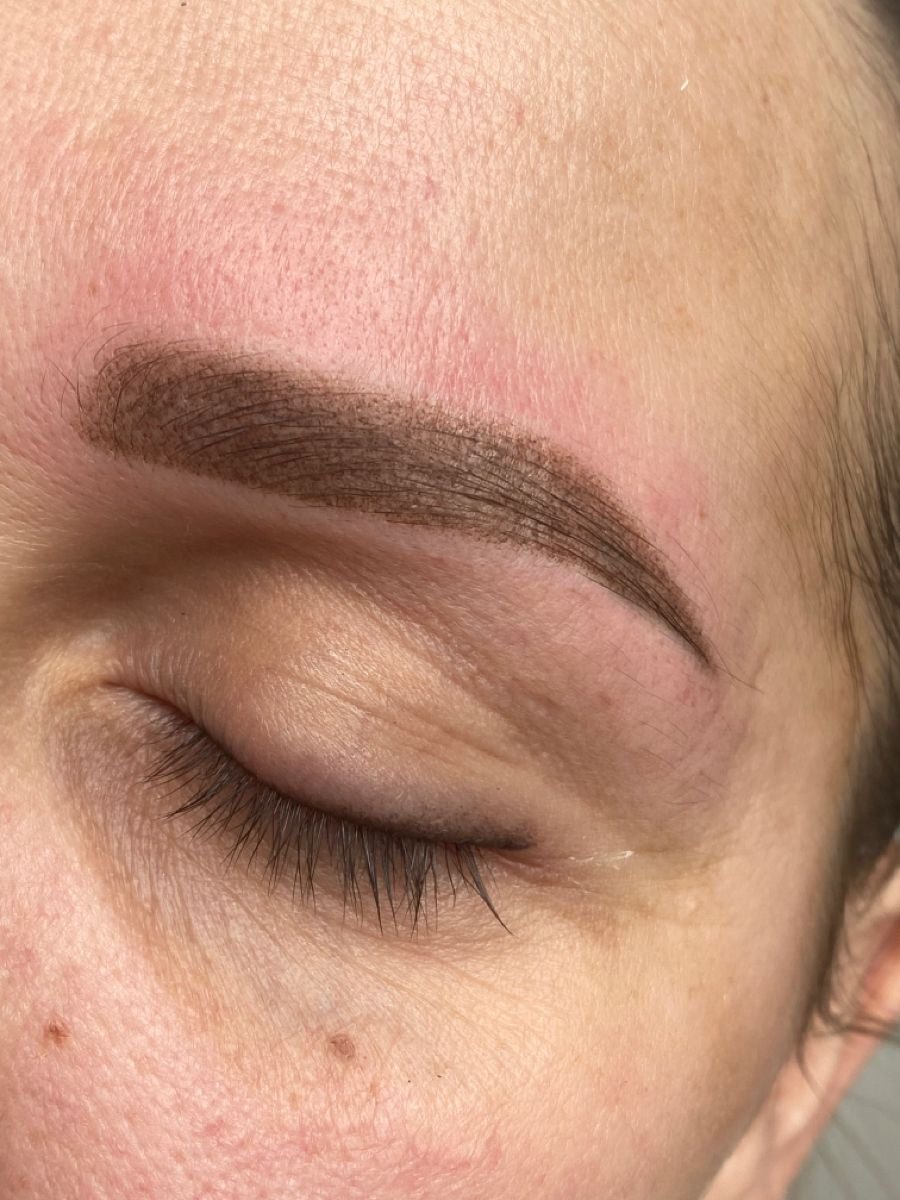 Fresh powder brows — close-up