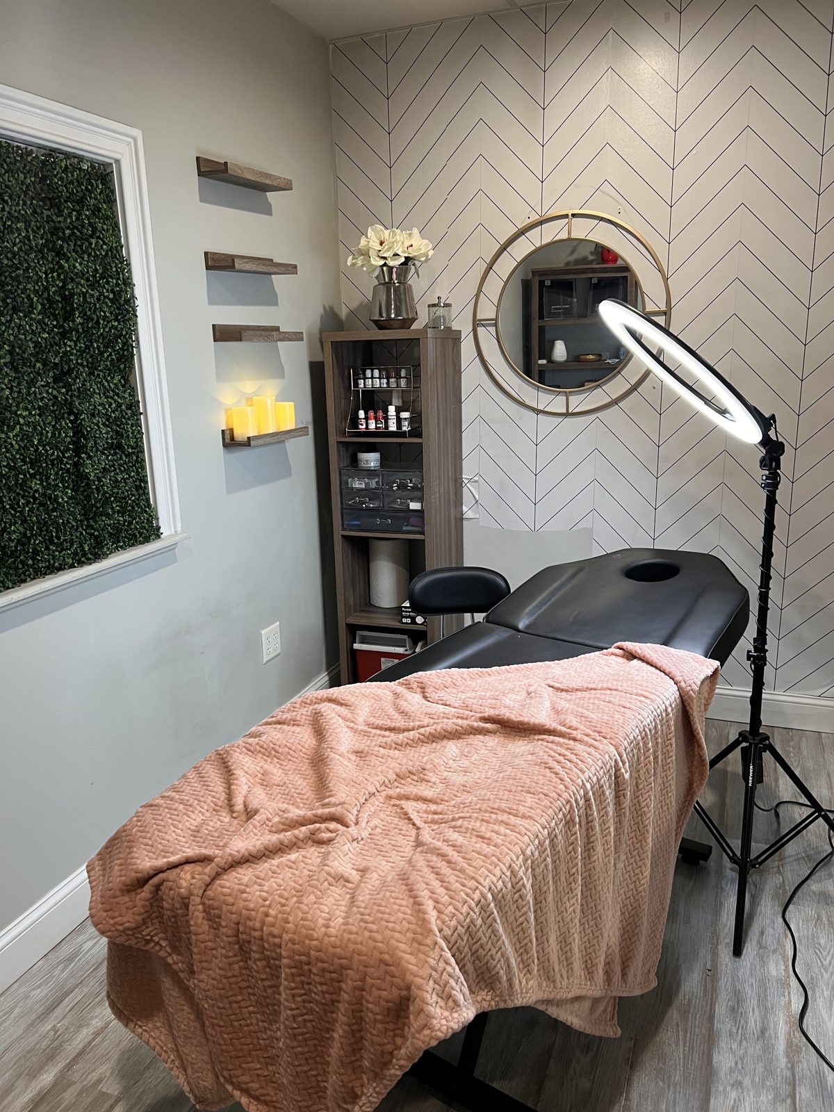 Treatment room at MK Permanent Makeup
