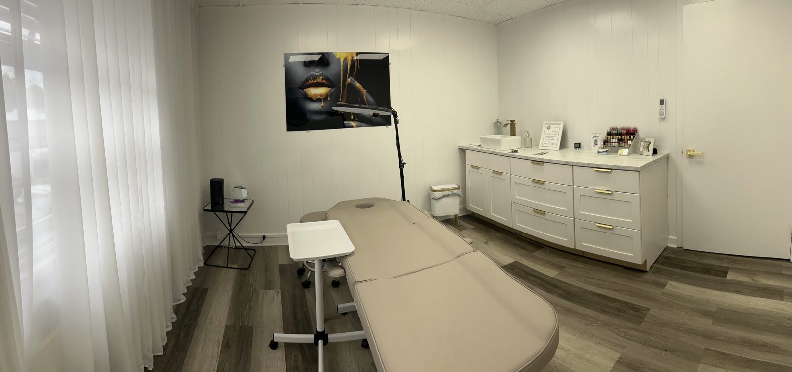 Treatment room at MK Permanent Makeup